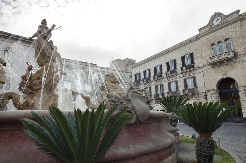 Amuni' Sicily Guest House Syracuse Екстер'єр фото