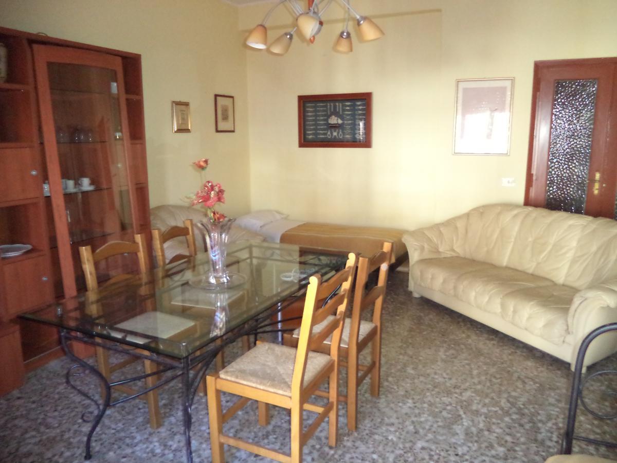 Amuni' Sicily Guest House Syracuse Екстер'єр фото