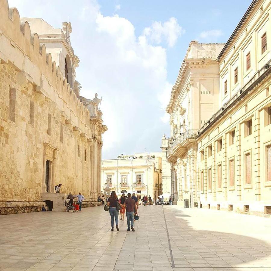 Amuni' Sicily Guest House Syracuse Екстер'єр фото
